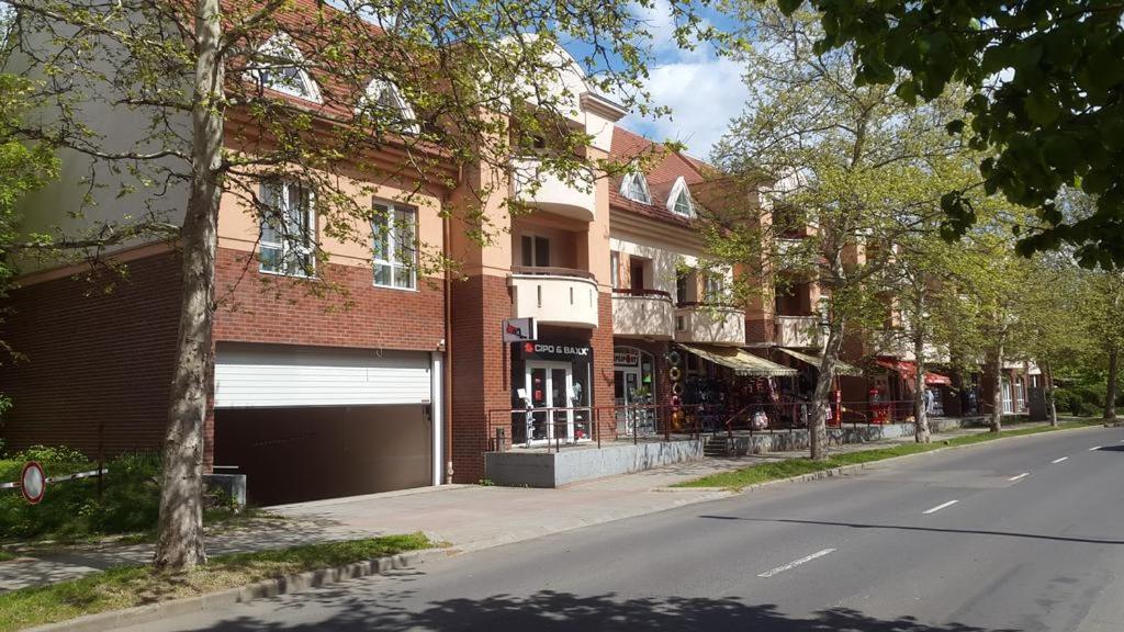Lola Studio Apartman Hajdúszoboszló 外观 照片